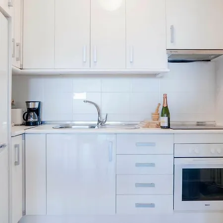 Eden Roc Beachfront Apartament Marbella